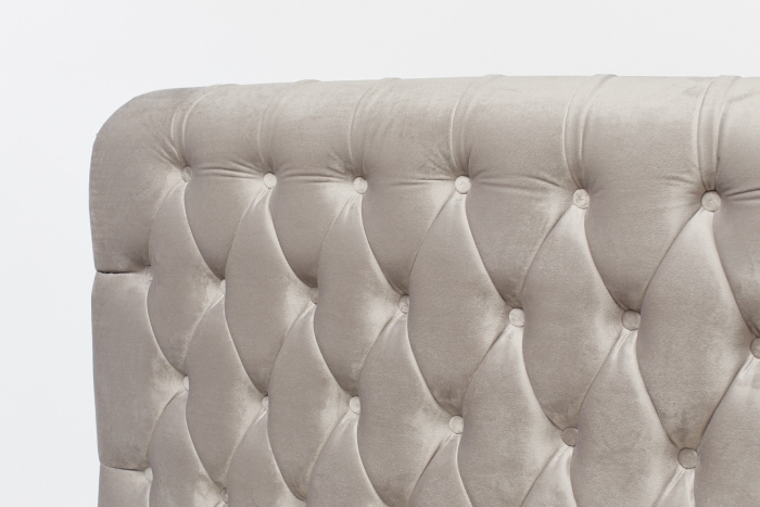 Belle Upholstered Sleigh Bed - Plush Silver Velvet