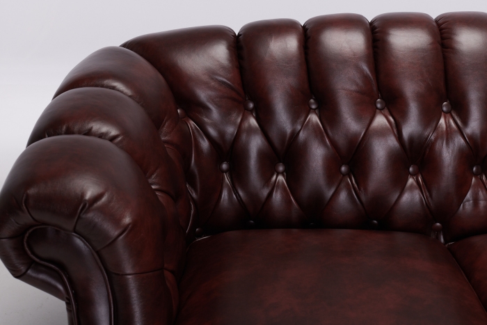 Carmen Deluxe Chesterfield Air Leather Sofa - Oxblood