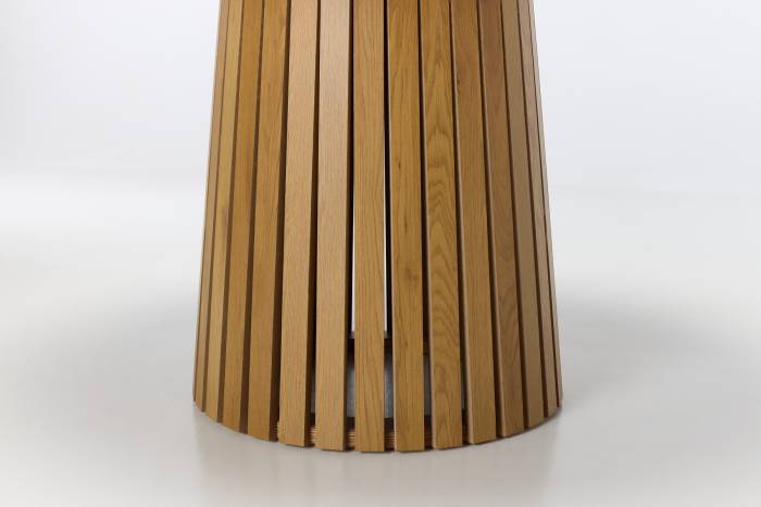 Stockholm 1.1m Round Dining Table with Slatted Pedestal Base - Oak Effect