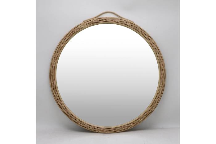Round Rattan Weave Mirror With Handle
