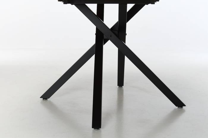 Omari 1m to 1.4m Oak Effect Extendable Round Dining Table with Black Metal Base