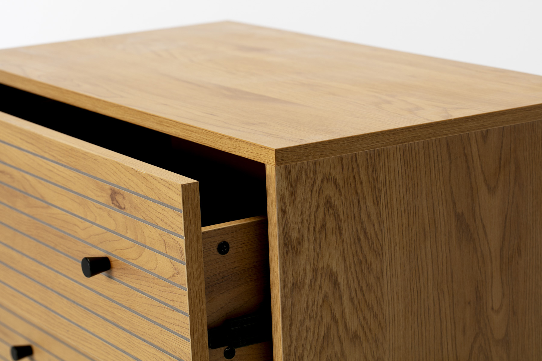 Bergen Chest of Drawers - Oak Effect 4 Drawer Chest