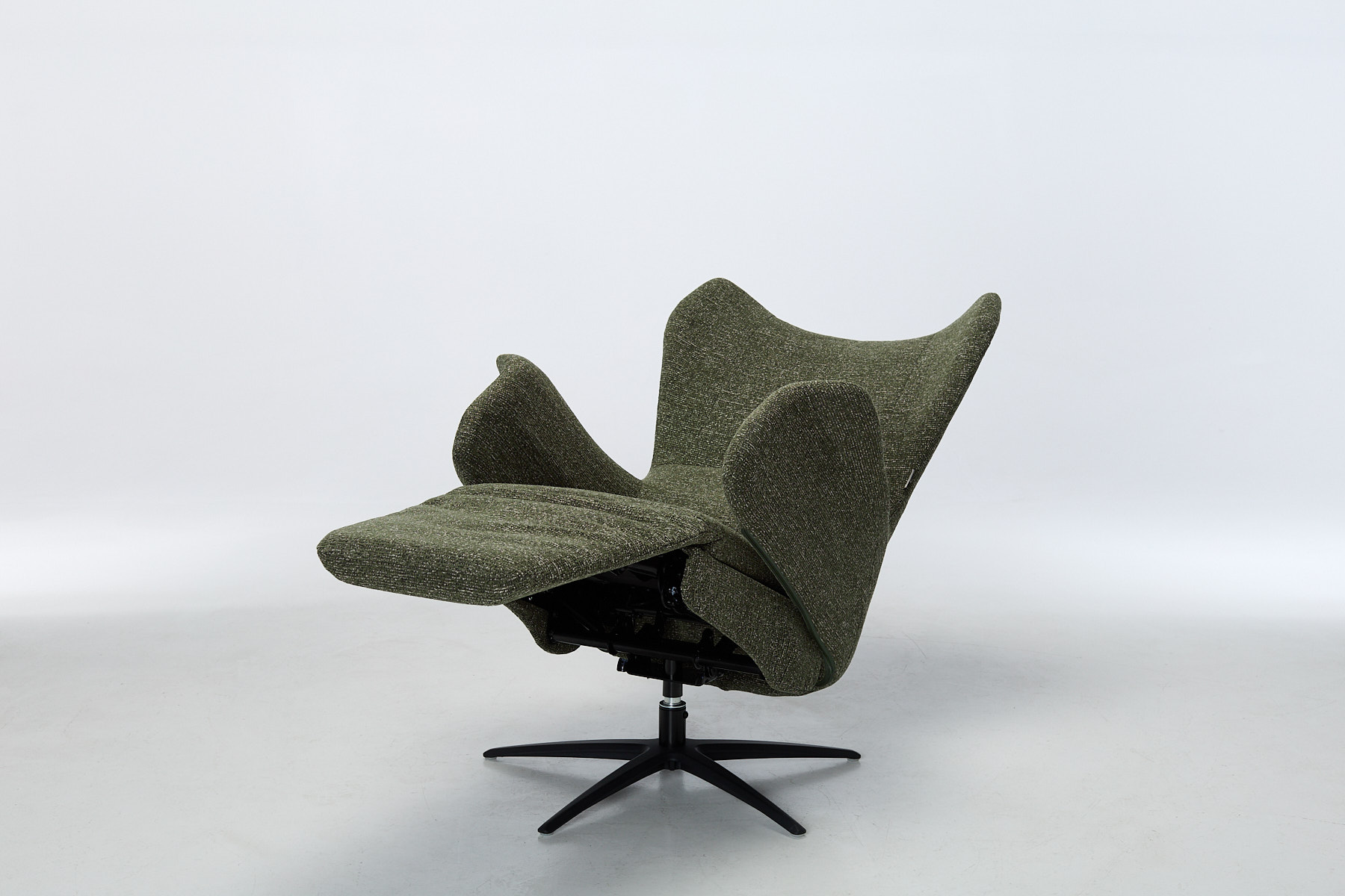 Utah Zero Gravity Swivel Electric Recliner Armchair - Kelly Green Chenille Fabric